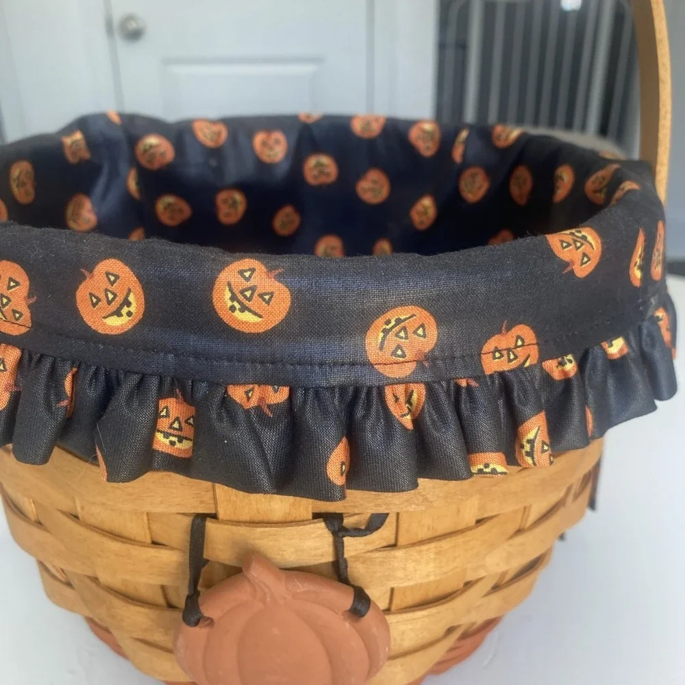 Longaberger 1995 Large Pumpkin Halloween Basket Liner & Tie 8